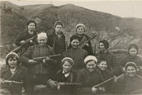 Девушки-партизанки отрядов «Шторм» и «За Родину»