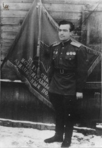 майор Ивлев Степан Трофимович, комадир 3 эскадрильи 171 Тульского ИАП. Фото октябрь 1944 г. Латвия.