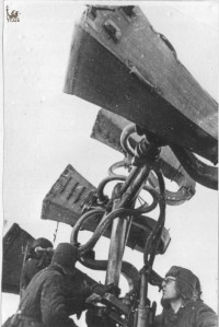 Зима 1941-42. Тула. Звукоулавливающая установка для обнаружения немецких бомбардировщиков.