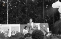 Июнь 1993 года. Выступление певца Сергея Чумакова на эстраде