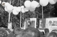 Июнь 1993 года. Выступление певца Натальи Варлей на эстраде