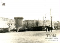 Апрель 1963 года. Площадь Челюскинцев и кремль