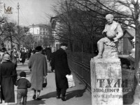 1962 год. Улица Советская. Справа - вход в Пионерский сквер