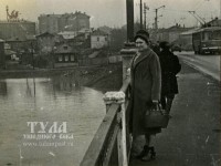 15 апреля 1964 года. На Зареченском мосту во время разлива Упы.