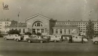 30 августа 1968 года. Вид на автовокзал и стоянку такси
