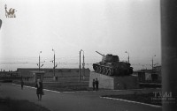 Осень 1966 года. У пединститута установили танк Т-34