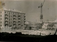 Июнь 1959 года. Вид из окна современного дома Оружейная, 40 в сторону автовокзала. Слева в кадре - современный дом ул. 9 Мая, 13.