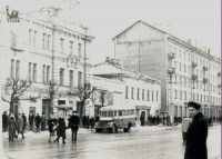 1960-е. проспект Ленина и кинотеатр «Пионер». Из коллекции Александра Наумова.