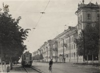1960-е. В те времена основными видами транспорта в Криволучье были трамвай и велосипед. Из музея ОАО «Тулачермет».