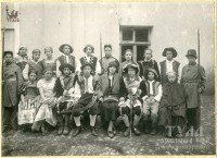 31 мая 1933 года. Члены драмкружка после постановки спектакля «Вильгельм Телль»