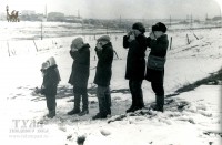 1967 год Ребята из фотокружка Александра Ивановича Наумова на съемках в Рогожинском овраге. Фото самого руководителя кружка