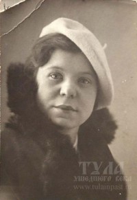 1939 год Фотопортрет (Рая Серебрякова)