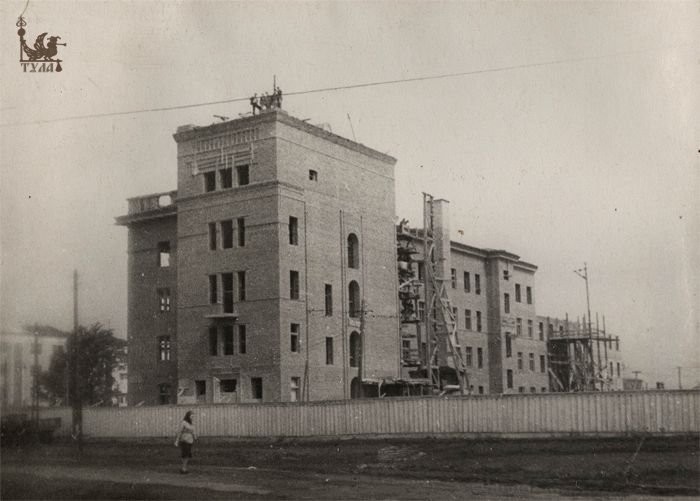 Строительство здания УВД 1949-51 гг