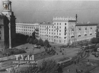 Комплекс зданий на перекрестке Первомайской и пр. Ленина