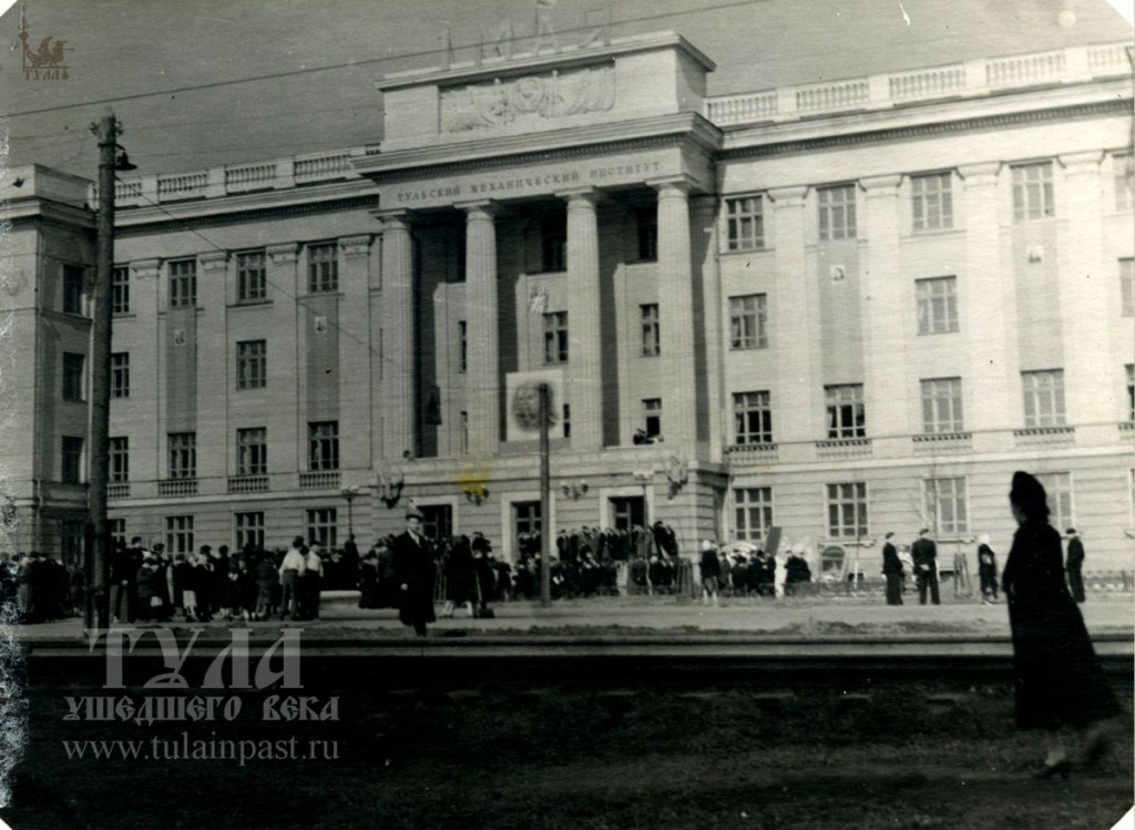 Образцы сталинского неоклассицизма в Туле