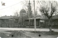 Ок. 1985 года. Нечетная сторона ул. Демонстрации. Вид на церковь. Фото Александра Наумова.