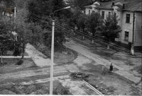 1970-е. Вид из окна дома №38 на перекресток ул. Бундурина и Л. Толстого. Из архива Виталия Кузнецова.