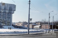 1989 год. Вид на начало ул. Ф.Энгельса с площади Челюскинцев. Фото М. Трускова.