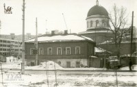 Около 1984 года. Вид с улицы Демонстрации на храм Петра и Павла и 4 школу. Фото Александра Наумова.