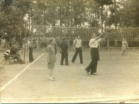 Лето 1950 г. Волейбольные площадки стадиона «Пищевик». Из архива Нины Федоровны Храмайковой.