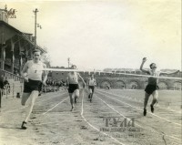 1951 год. Финиш эстафеты 4х100 метров среди студентов ТГПИ