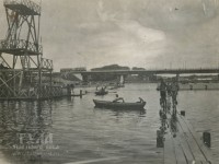 Около 1931 года. Водная станция и старый чулковский мост. Фото Владимира Полюбина