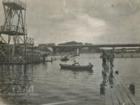 Около 1931 года. Водная станция и старый чулковский мост. Фото Владимира Полюбина