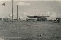 1959. Трамвайное кольцо «Рогожинский поселок». Слева вдали - деревянные дома по ул. Станиславского. Из коллекции Владимира Щербакова.