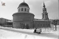 1985 год Вид на ул. Ленина и храм Петра и Павла