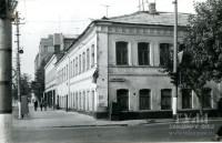Начало 1980-х. Угол улиц Тургеневской и Советской. Дом снесен весной 1986 года