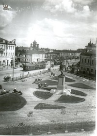 1930-е.. Пл. Восстания. Фото из архива Александра Лепехина.