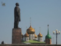 «Два символа». Памятник Ленину на одноименной площади. Фото - Геннадий Стейскал (младший)