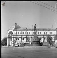 1960-е гг. Памятник Труду и Обороне. Фото Юрия Жукова