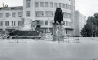 1989 год. Демонтаж памятника. Фото Сергея Устинкина.