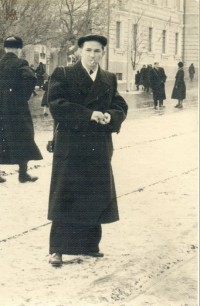1950-е. На ул. Коммунаров. Из архива Владимира Чубунова.
