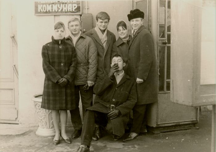 1965 год. У редакции газеты Коммунар
