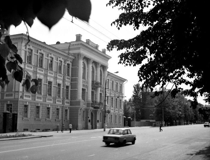 1987. Здание №53 по пр. Ленина
